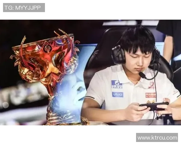 FLY战队教练组宣布离职解散重建之路引发粉丝热议